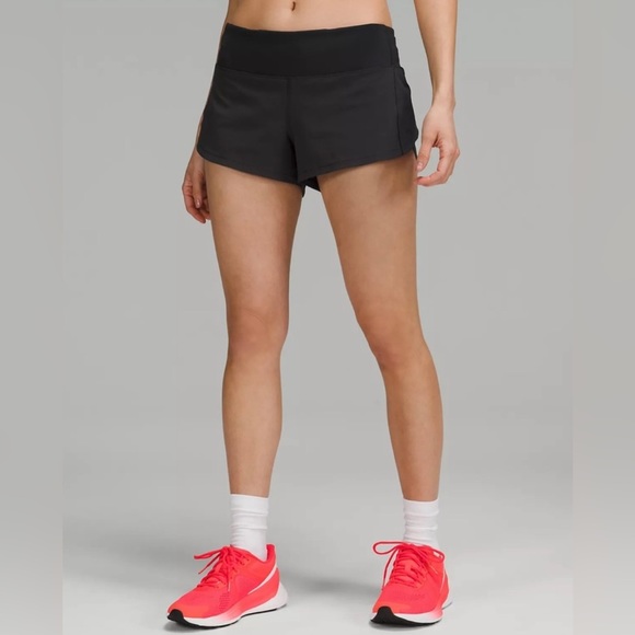 Lululemon Speed Up Shorts - Picture 2 of 6